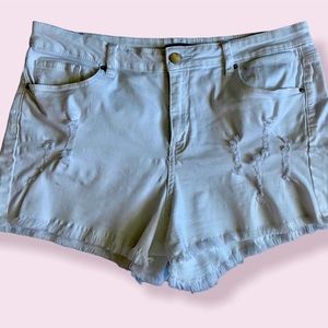 Army green cargo short